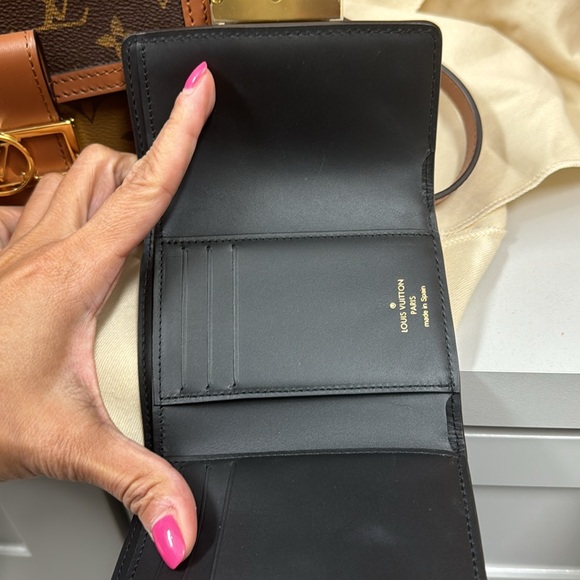 Louis Vuitton Mini Dauphine shoulder bag and wallet - Picture 11 of 11